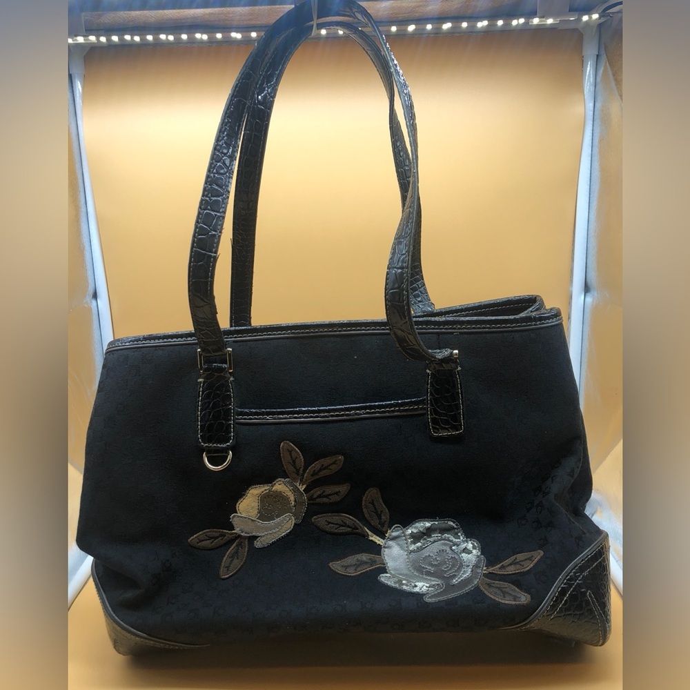liz claiborne 2 flower pattern tote handbag